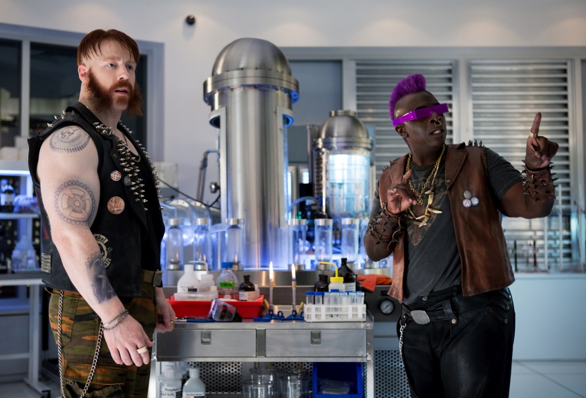 Stephen Farrelly (Sheamus) als Rocksteady und Gary Anthony Williams als Bebop © Paramount Pictures